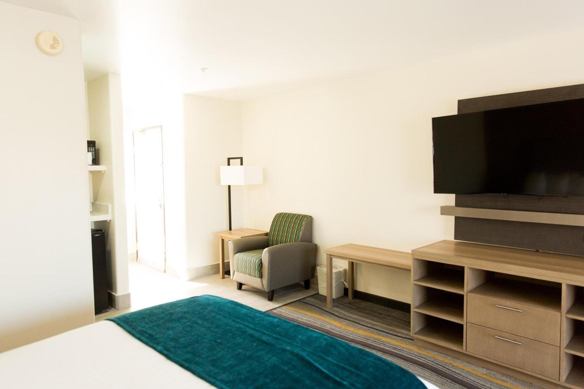 Los Viajeros Inn photo 11