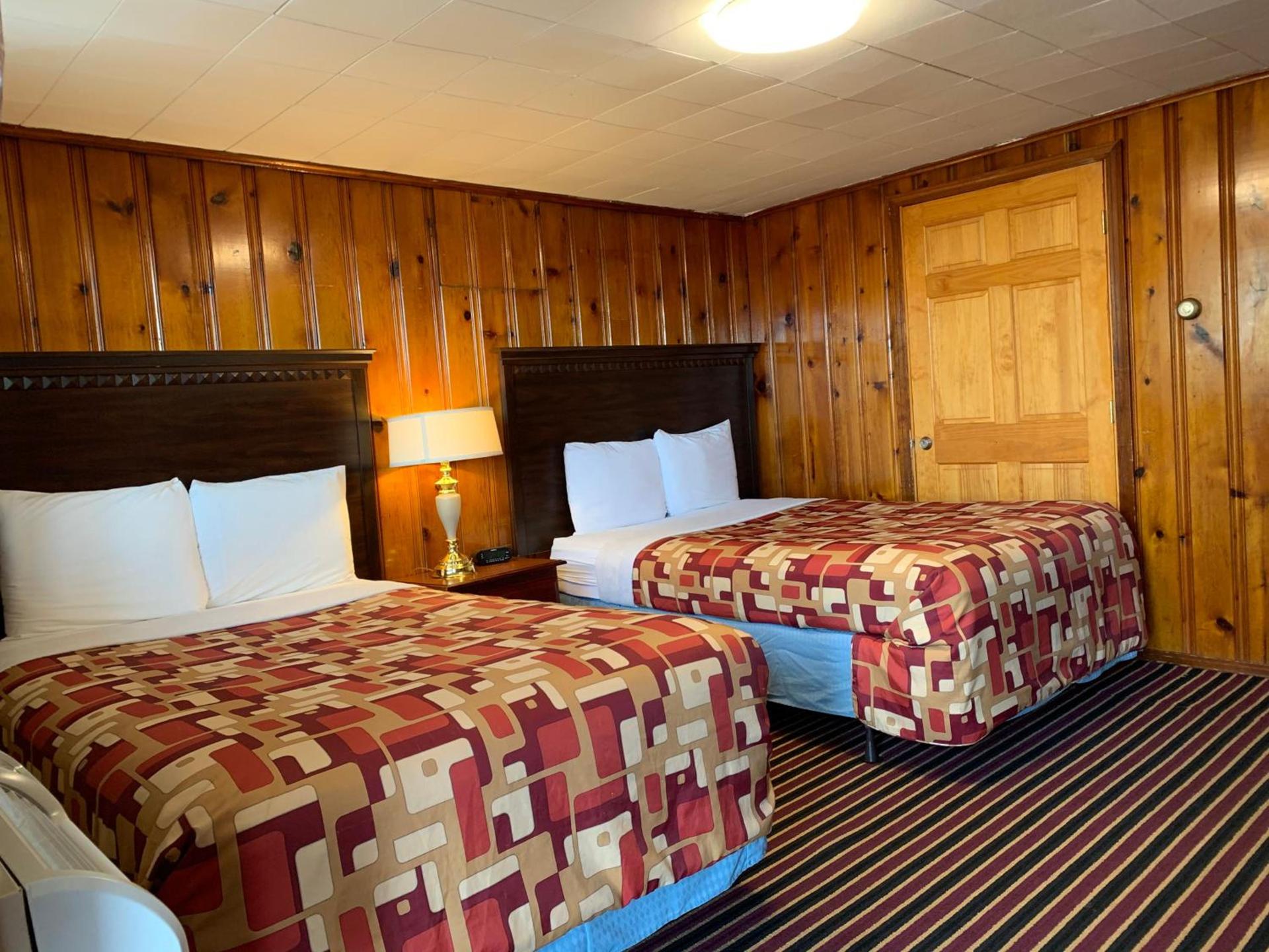 Budget Inn photo 25