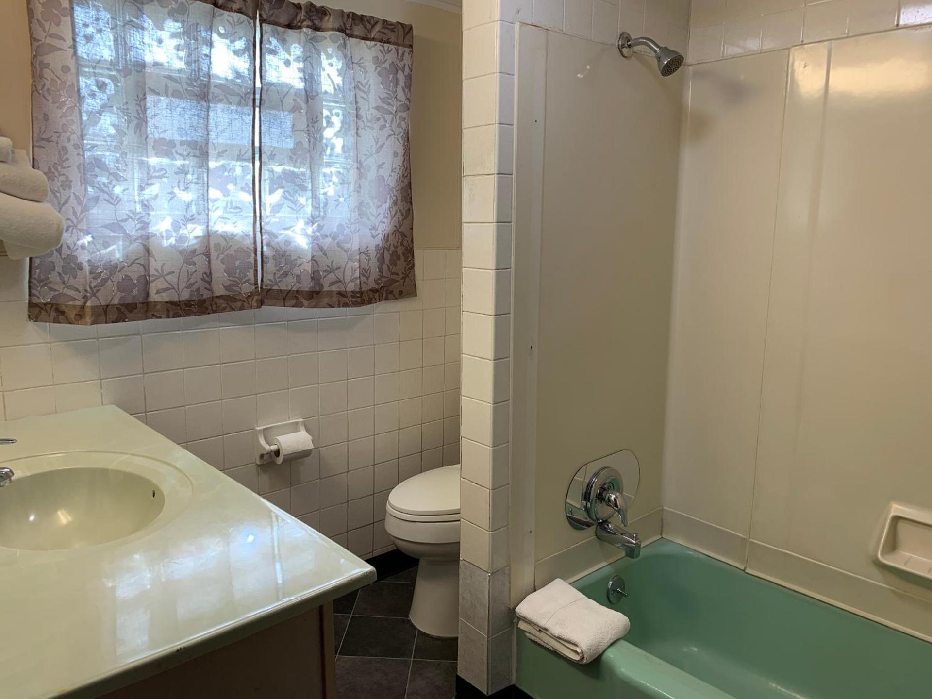 Budget Inn photo 31