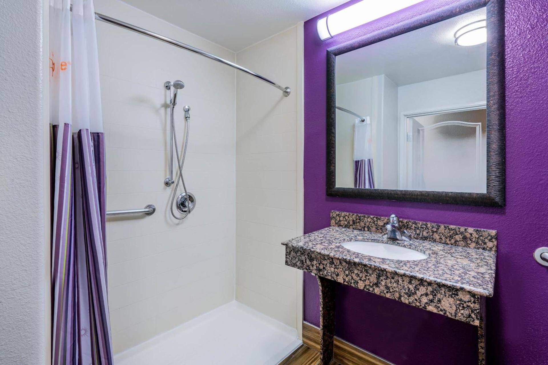 La Quinta by Wyndham DFW Airport West - Bedford photo 24