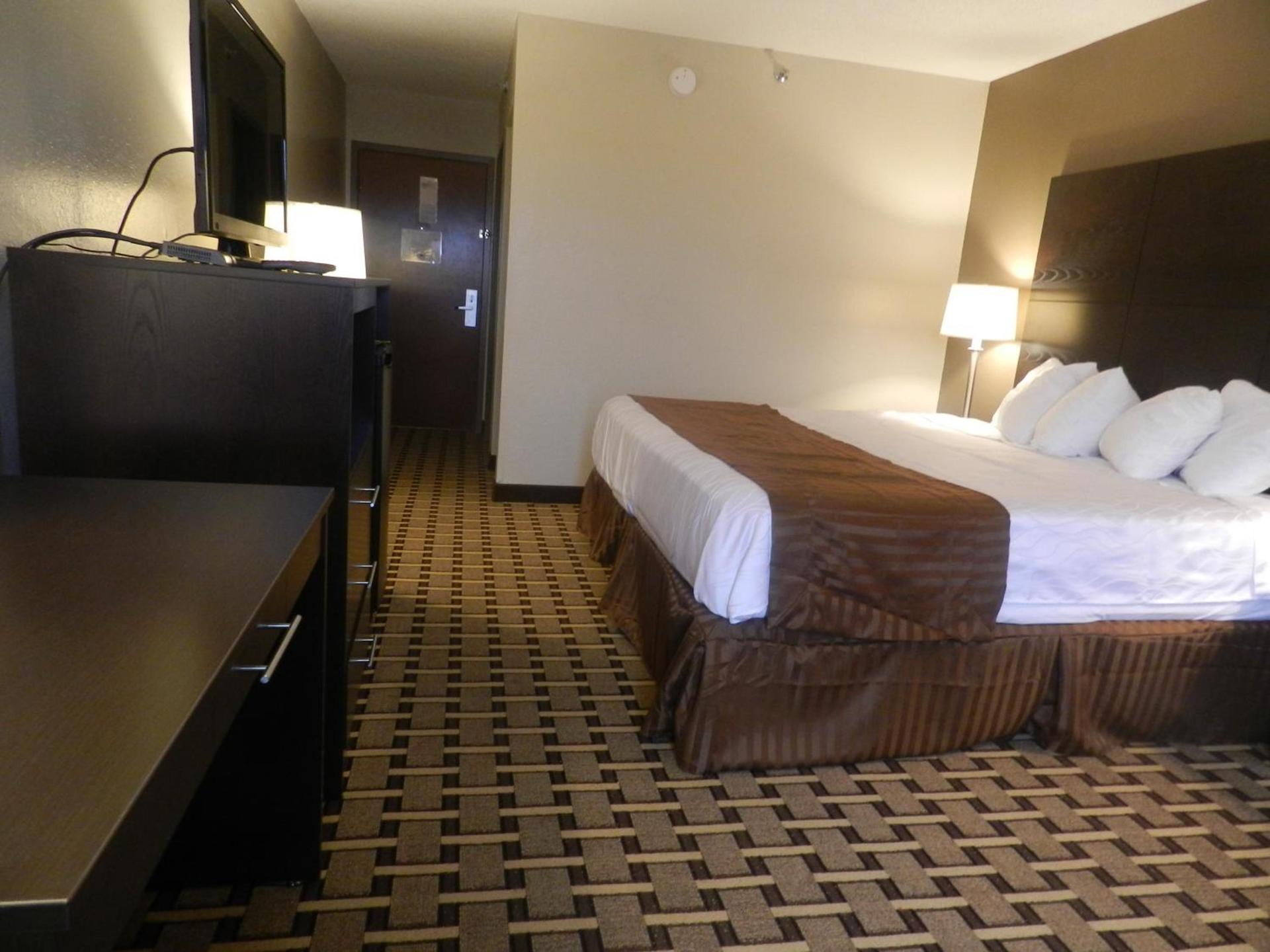 Haven Inn & Suites photo 14