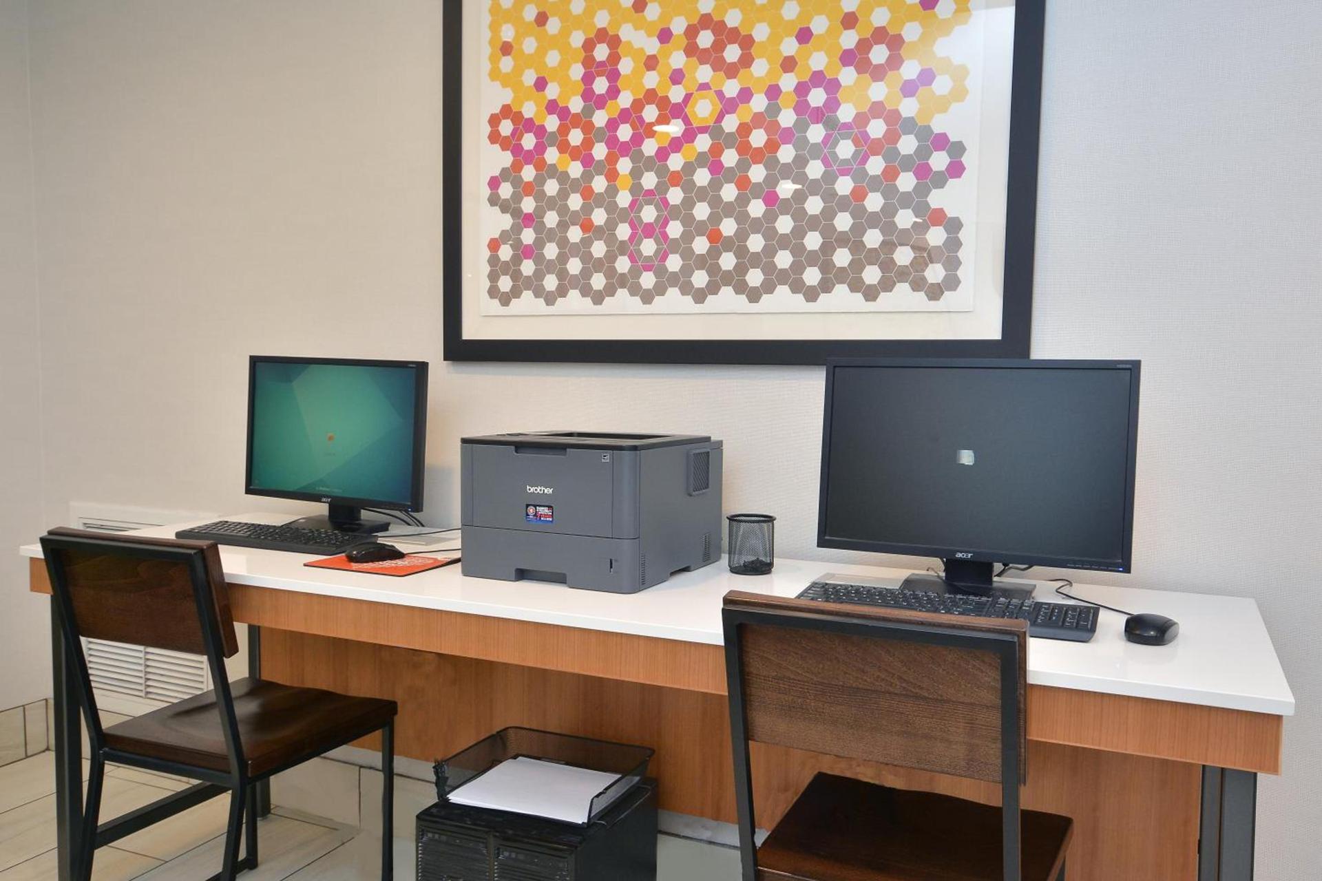 Holiday Inn Express Durham by IHG photo 12