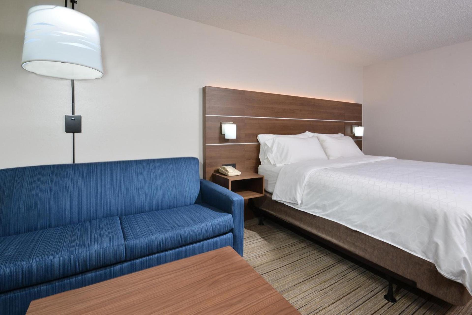 Holiday Inn Express Durham by IHG photo 11