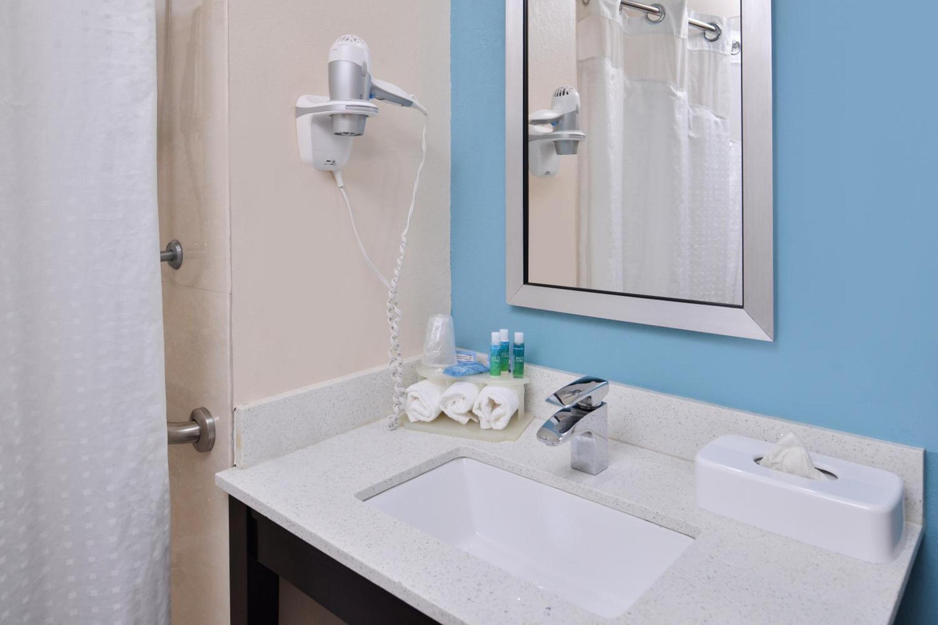 Holiday Inn Express Montgomery East I-85 by IHG photo 33