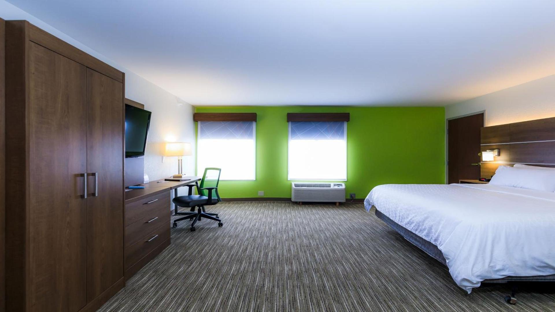 Holiday Inn Express Osage Beach - Lake of the Ozarks by IHG photo 20