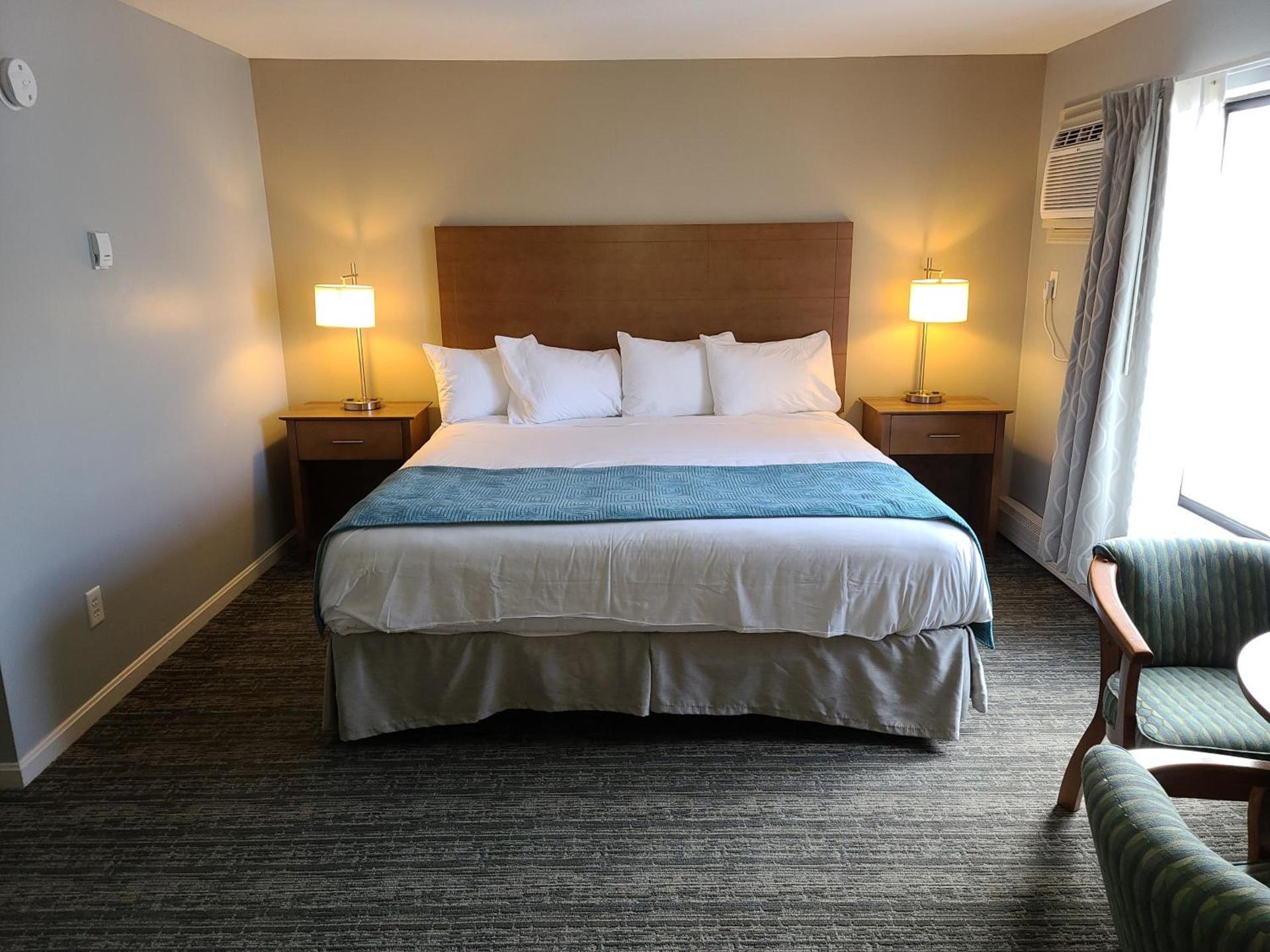 Hampton Village Inn photo 12
