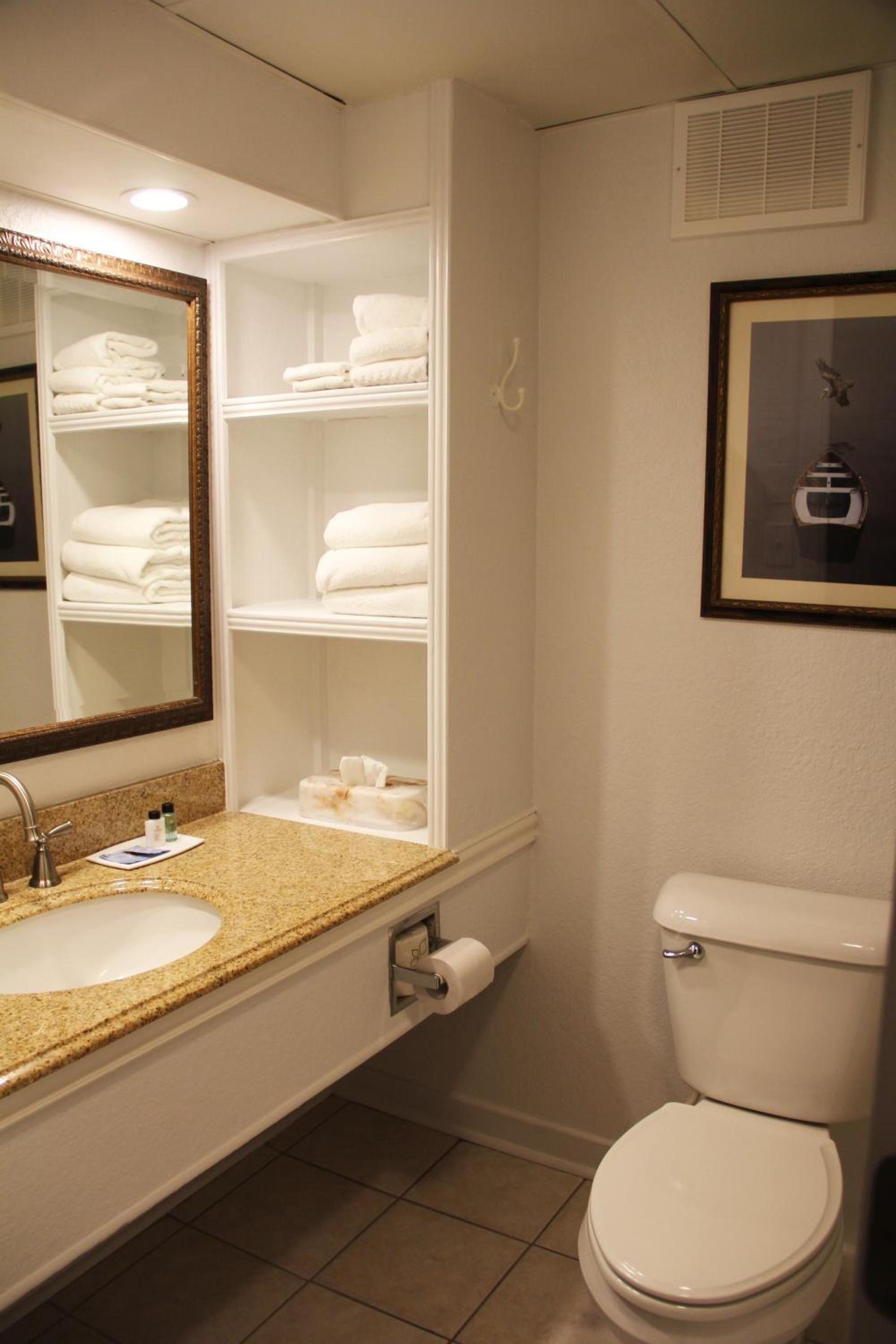 Surf Side Hotel photo 75