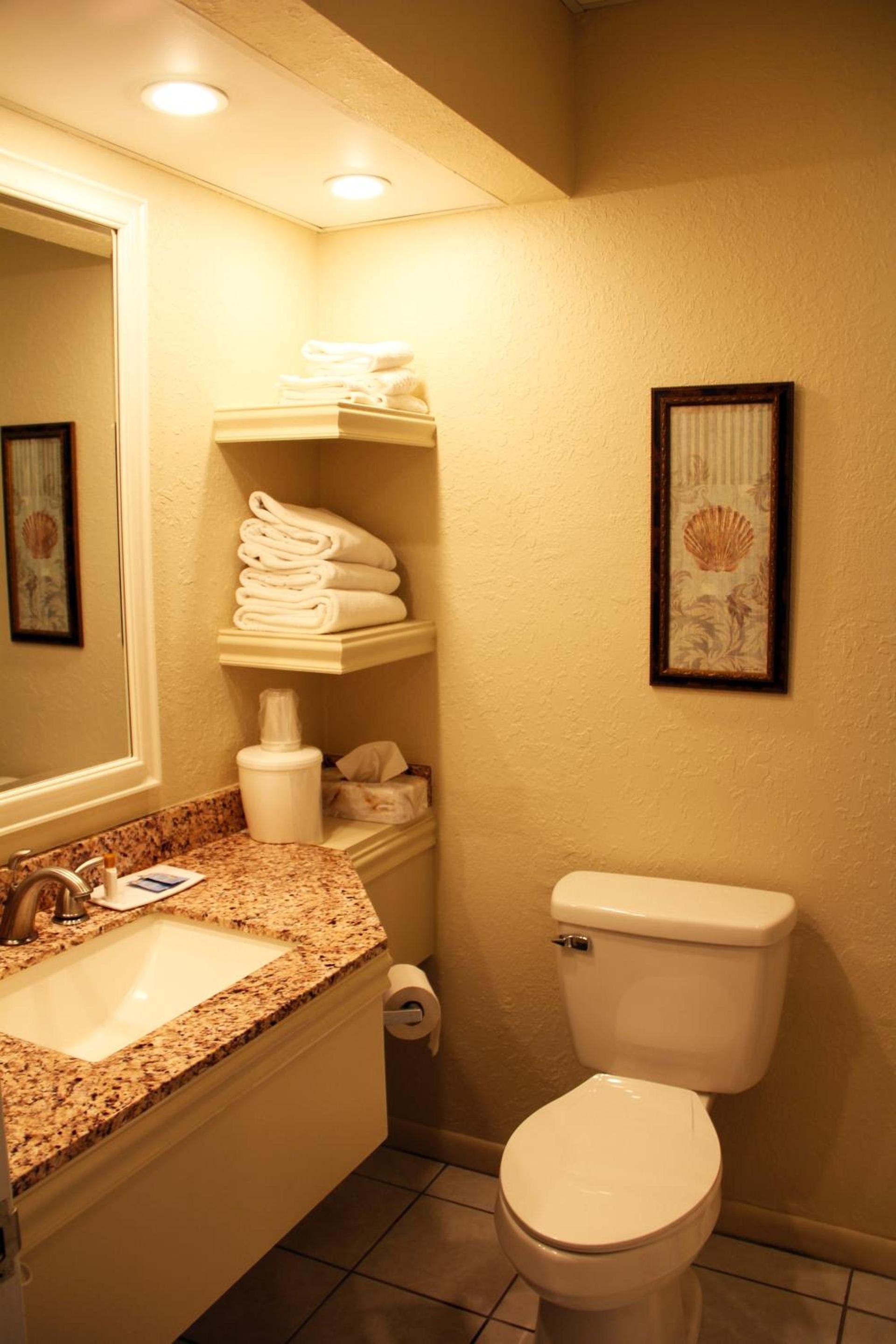 Surf Side Hotel photo 22