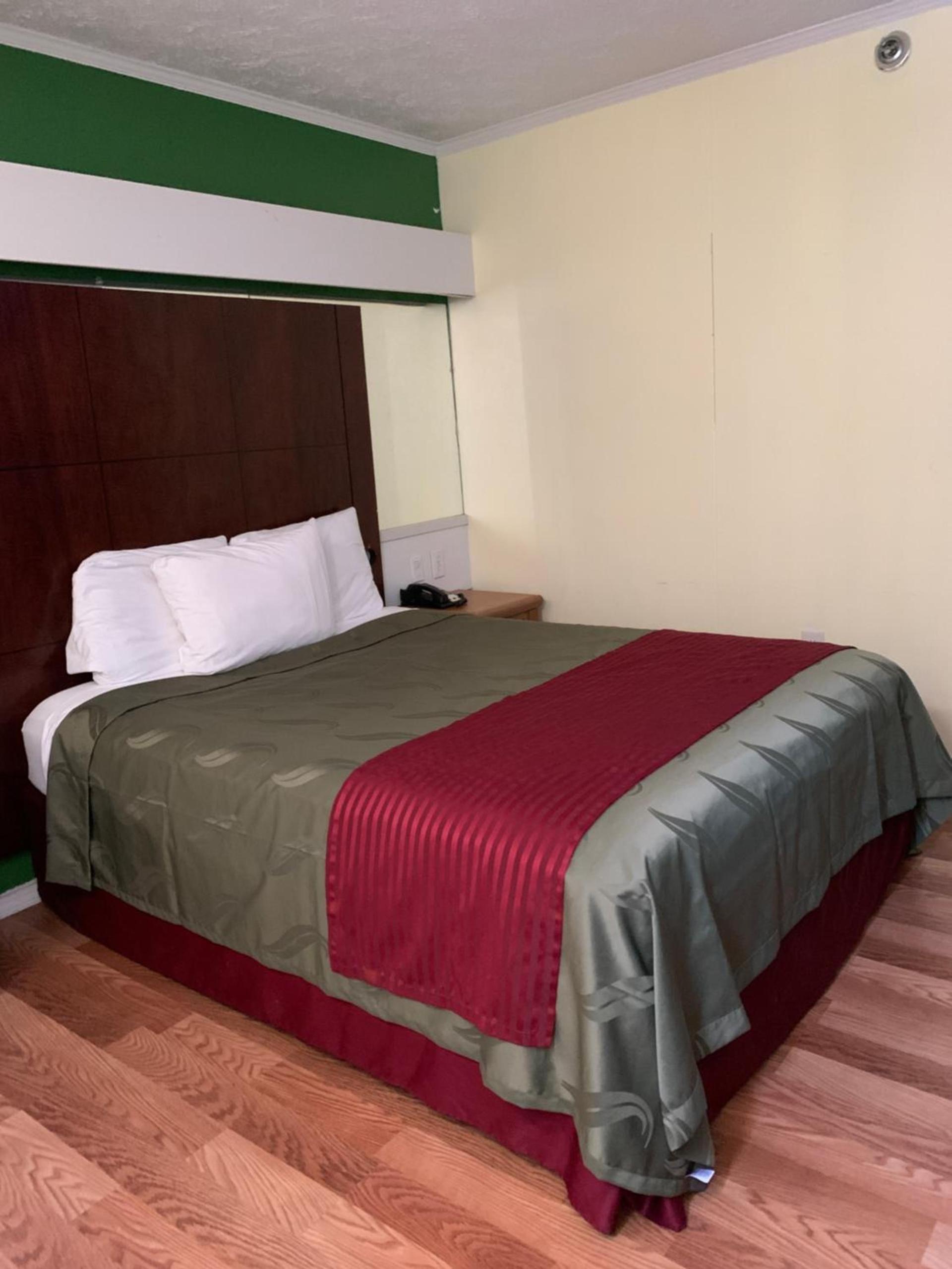 Holiday Lodge - Greensboro/Lake Oconee photo 19