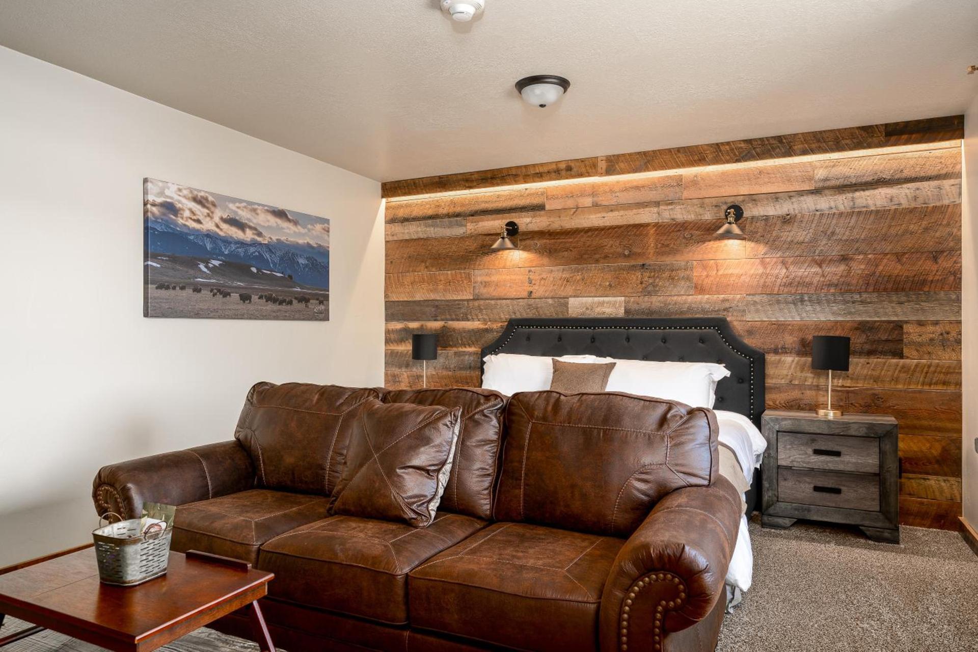 The Adventure Inn Yellowstone photo 8