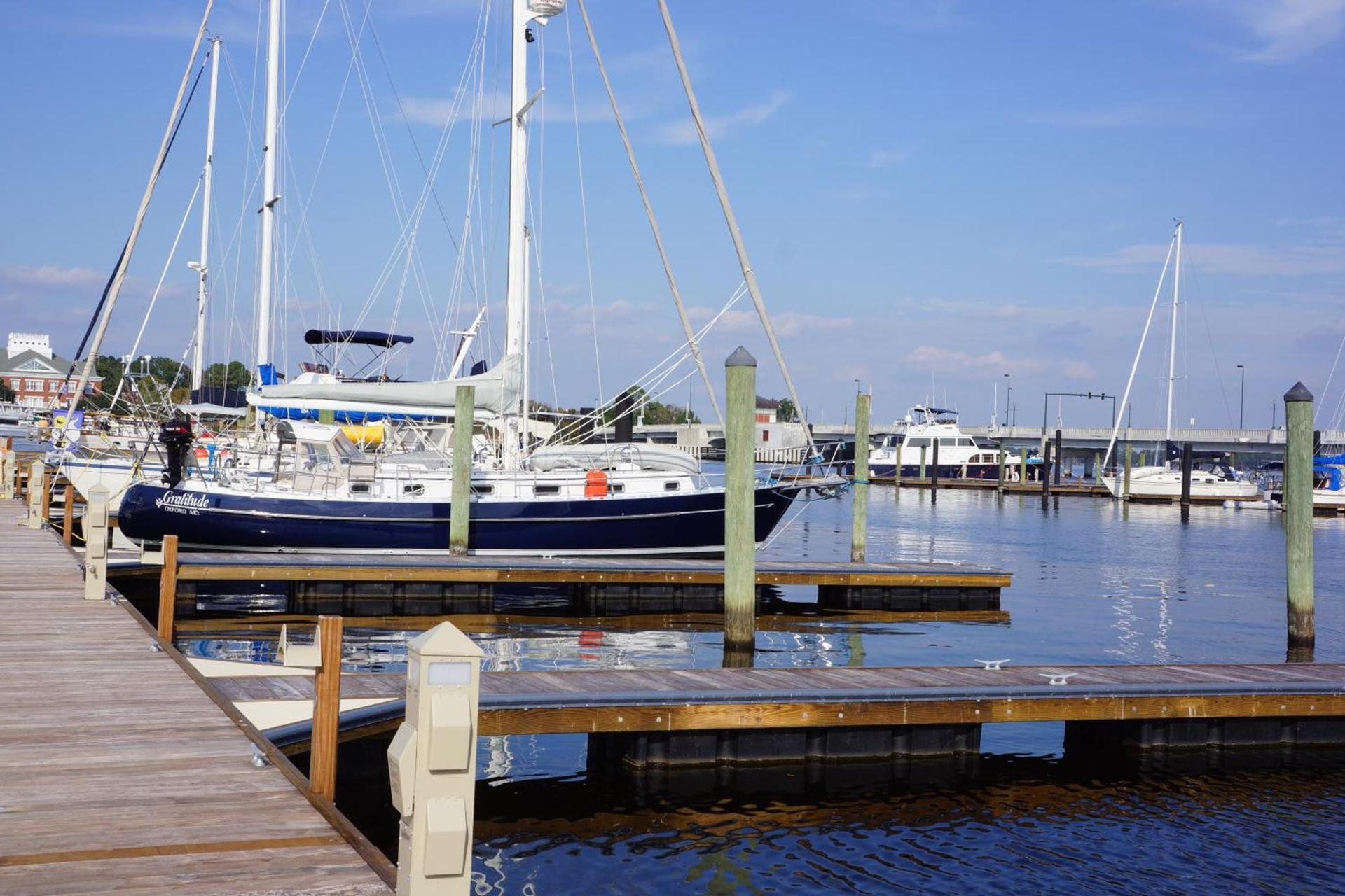 BridgePointe Hotel & Marina photo 4