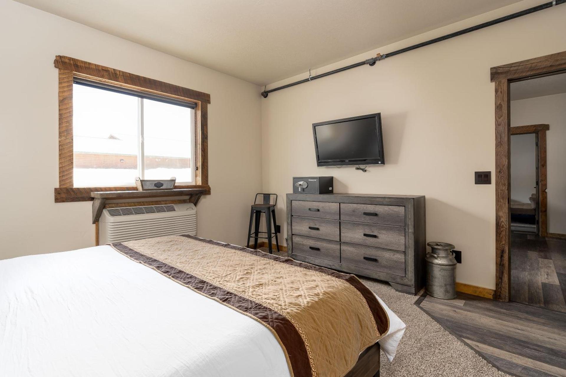 The Adventure Inn Yellowstone photo 74