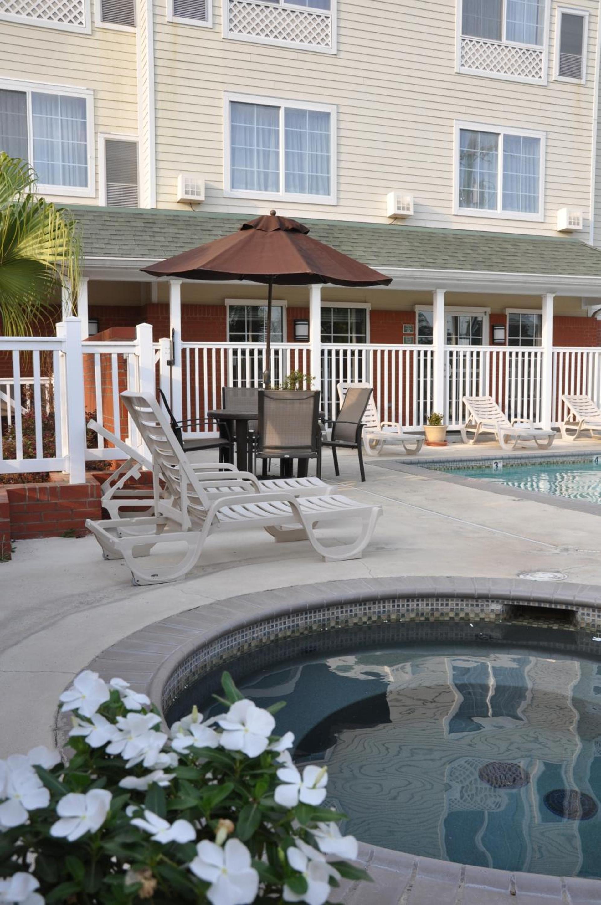 Country Inn & Suites by Radisson, Covington, LA photo 23