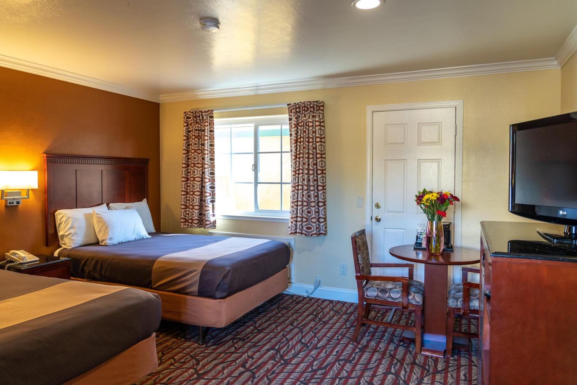 Seaside Inn Monterey photo 20