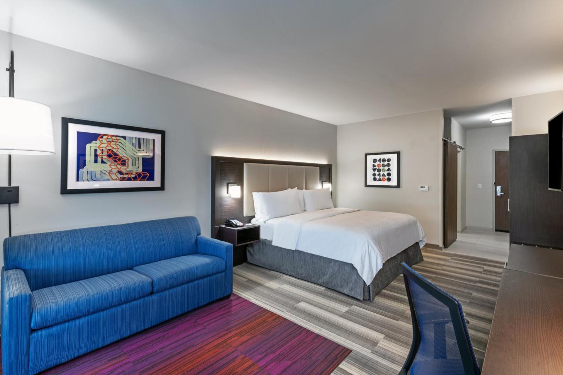 Holiday Inn Express & Suites Purcell by IHG photo 15