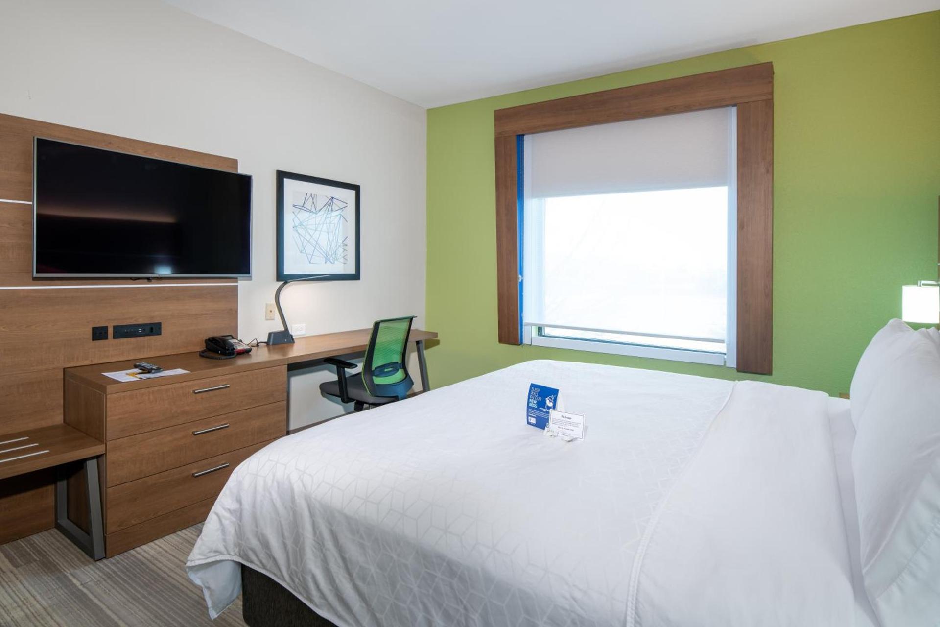 Holiday Inn Express Hotel & Suites Dallas South - DeSoto by IHG photo 11