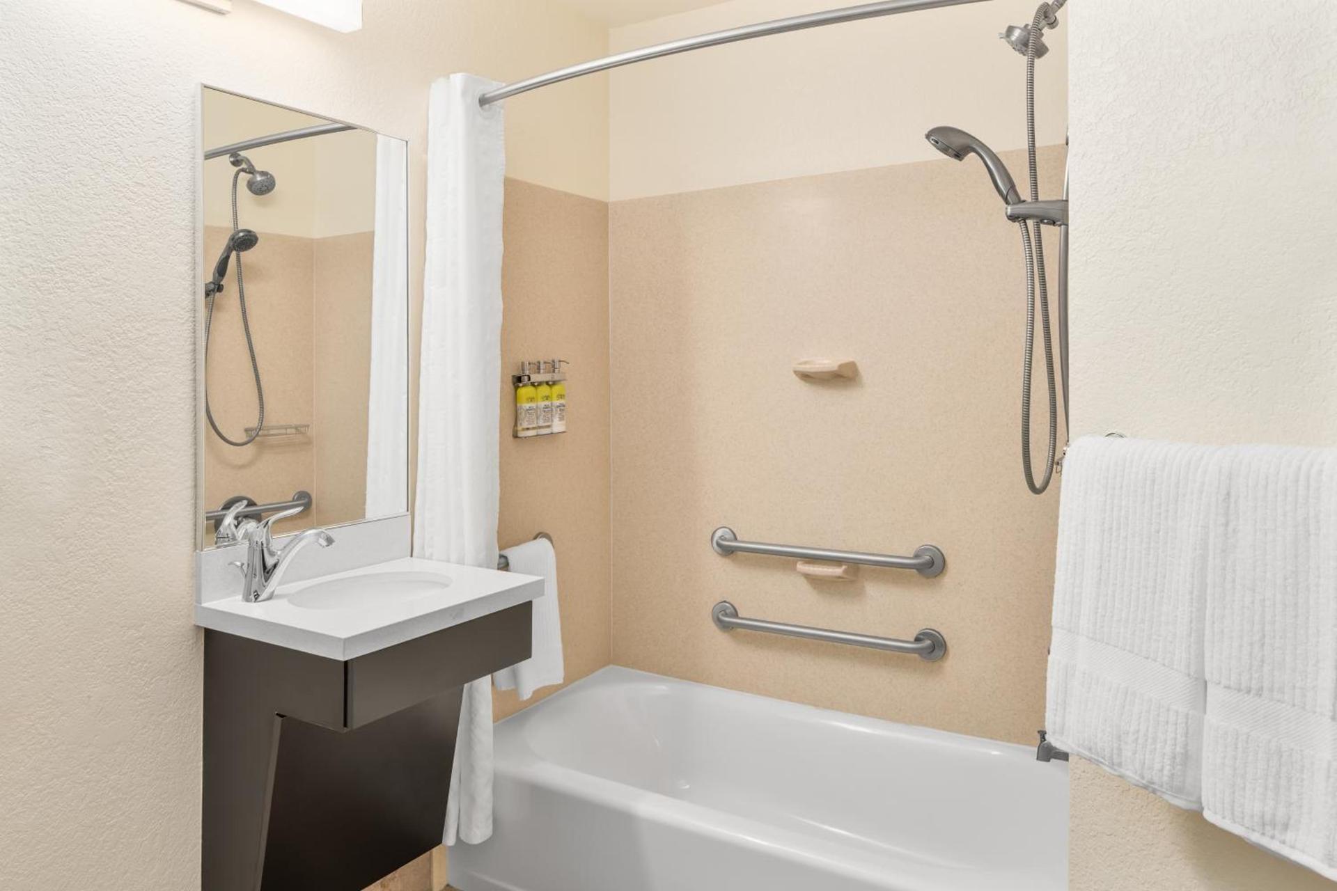 Candlewood Suites Destin-Sandestin Area by IHG photo 4