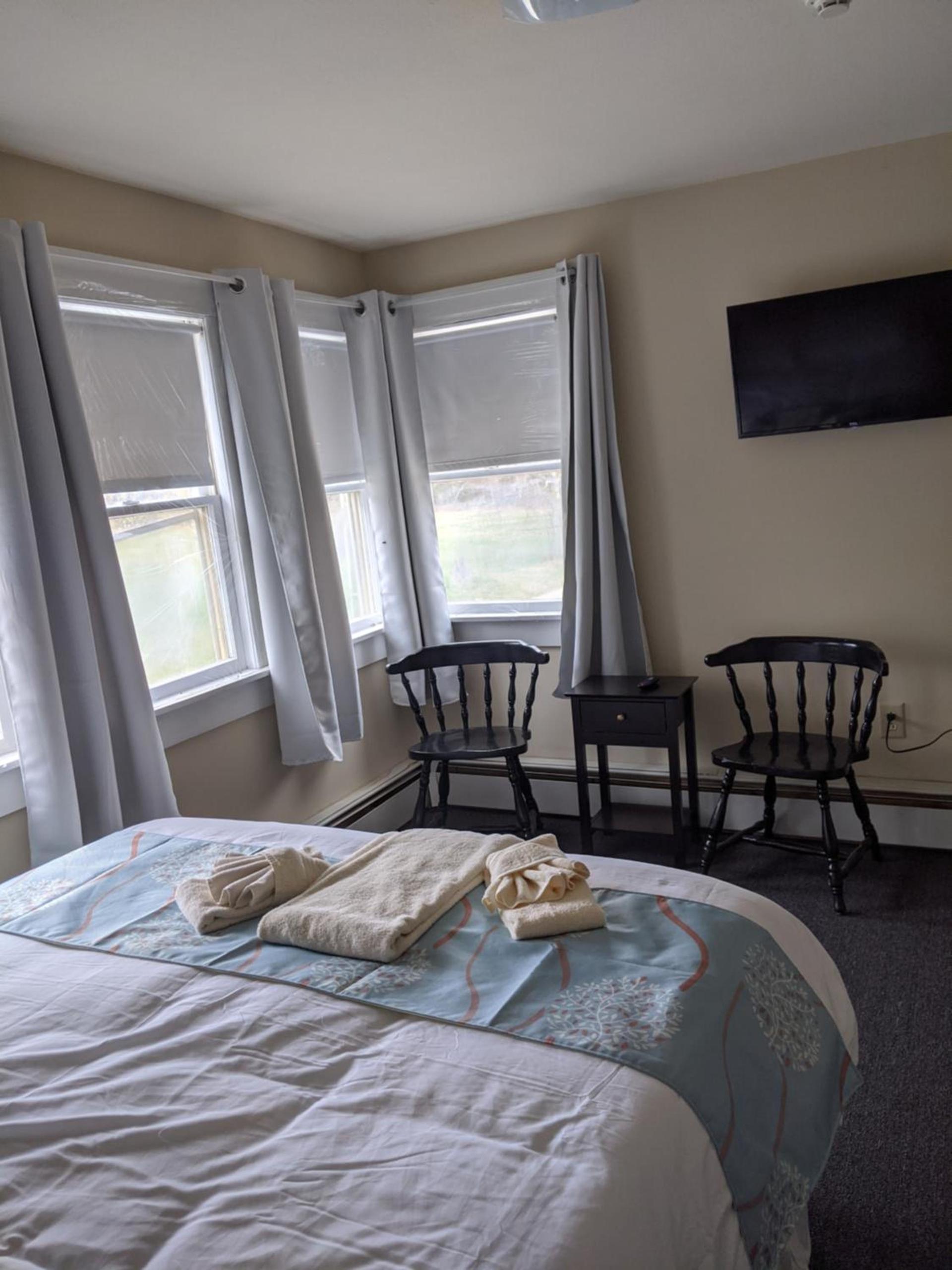 Lake Shore Farm Inn photo 26