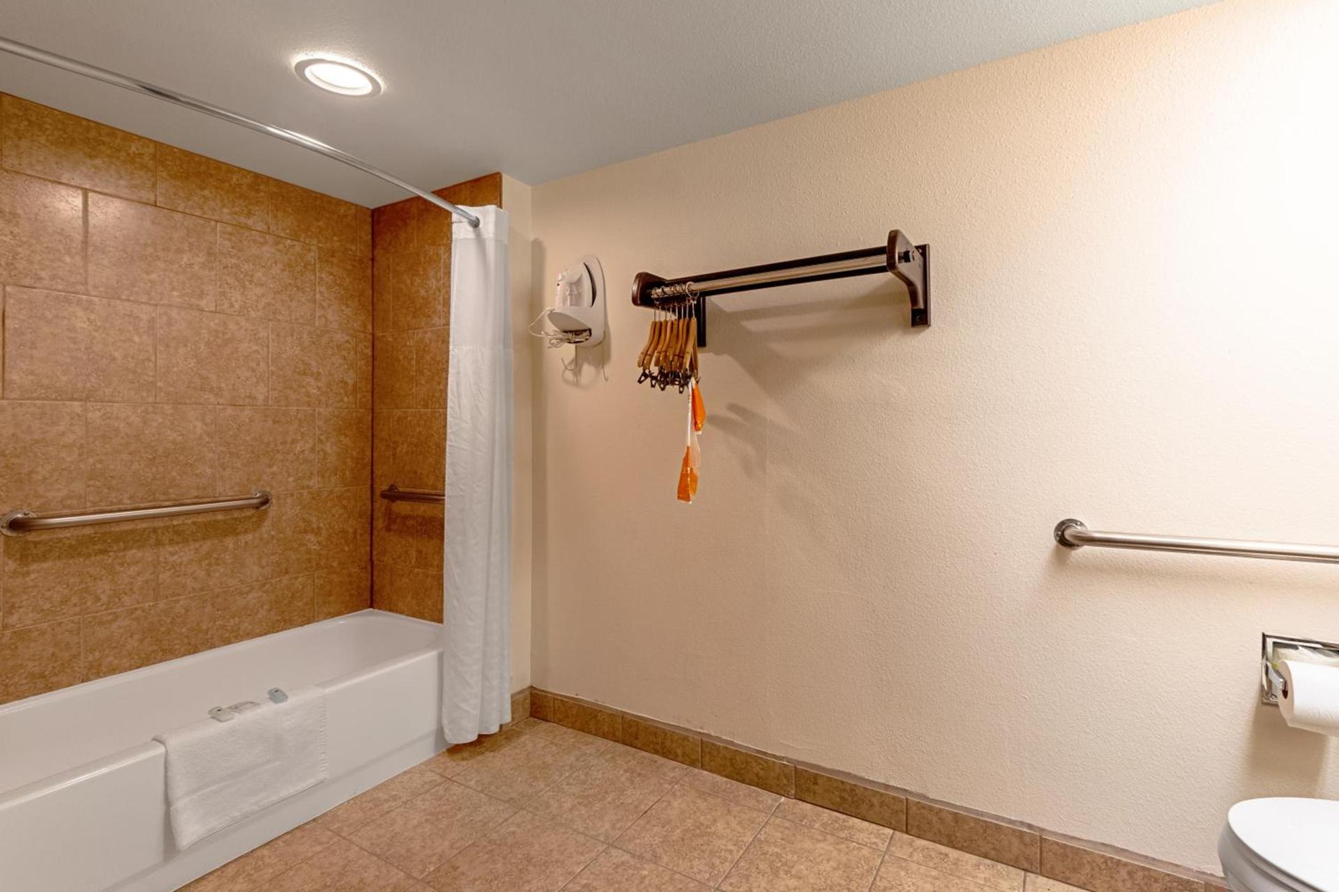 Quality Inn Three Rivers photo 9