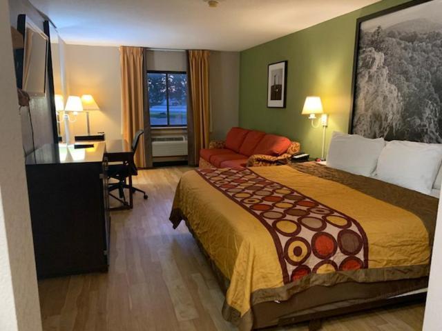 Super 8 by Wyndham West Memphis photo 19