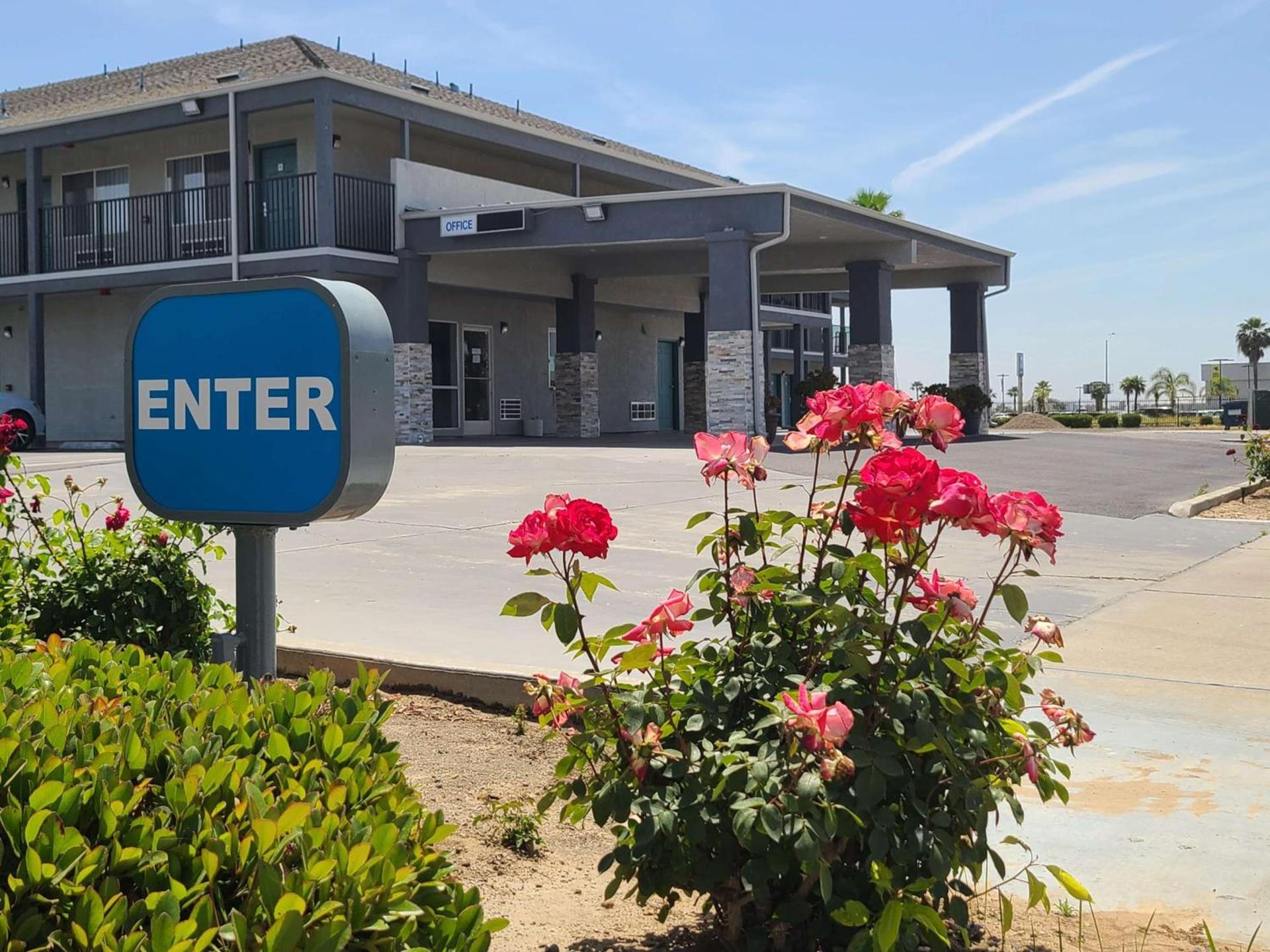 SureStay Hotel by Best Western Chowchilla Yosemite photo 1