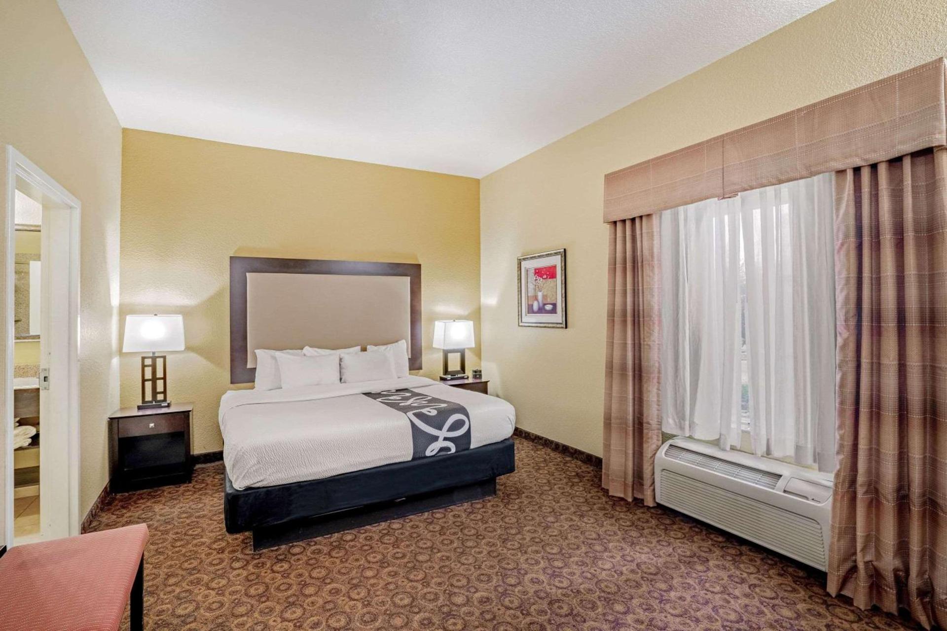 La Quinta by Wyndham Vicksburg photo 31