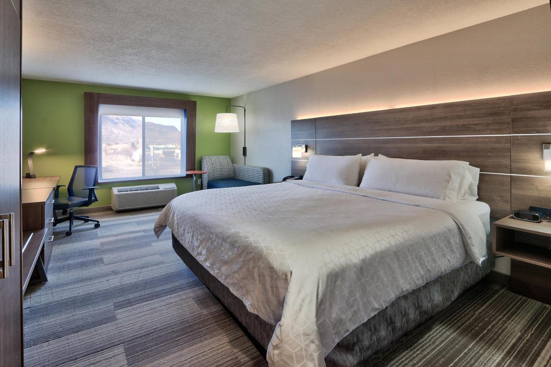Holiday Inn Express Socorro by IHG photo 40