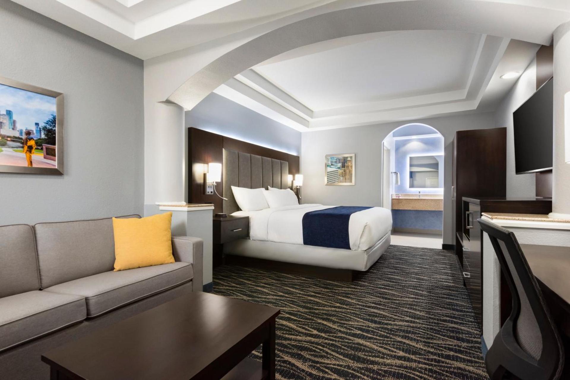 Days Inn & Suites by Wyndham Houston Hobby Airport photo 37