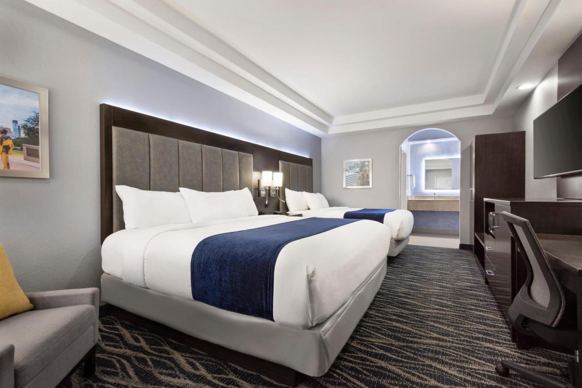 Days Inn & Suites by Wyndham Houston Hobby Airport photo 59