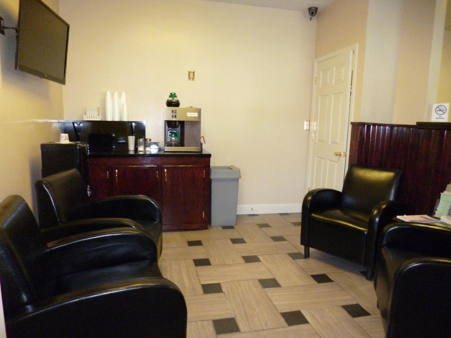 Mount Vernon Inn photo 3