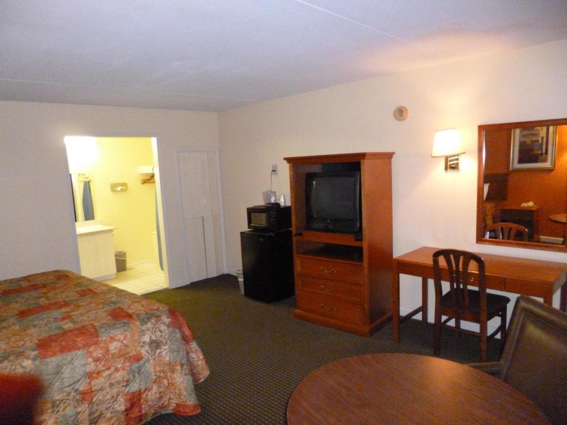 Mount Vernon Inn photo 9
