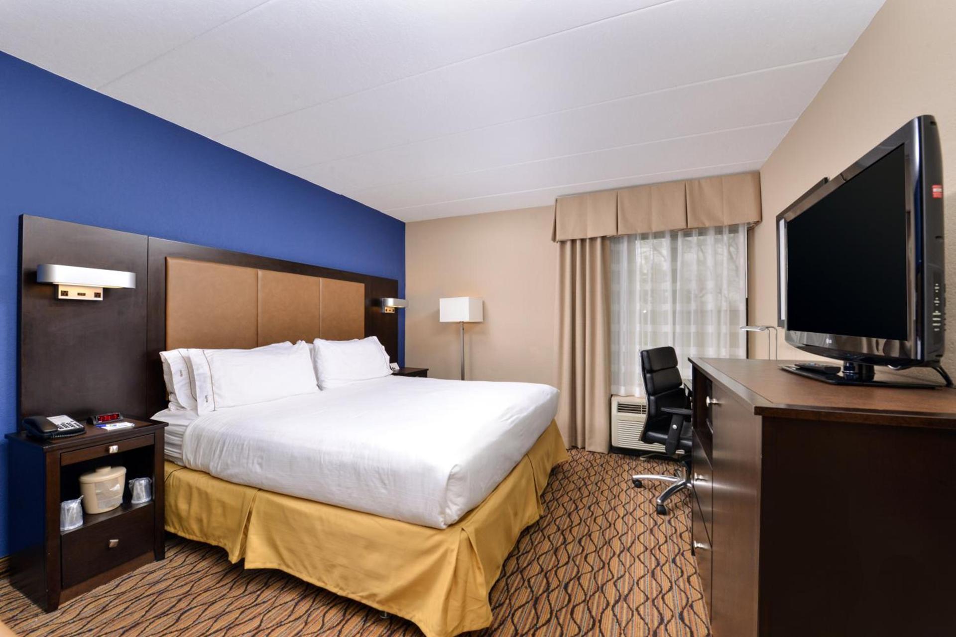 Holiday Inn Express Hunt Valley by IHG photo 36