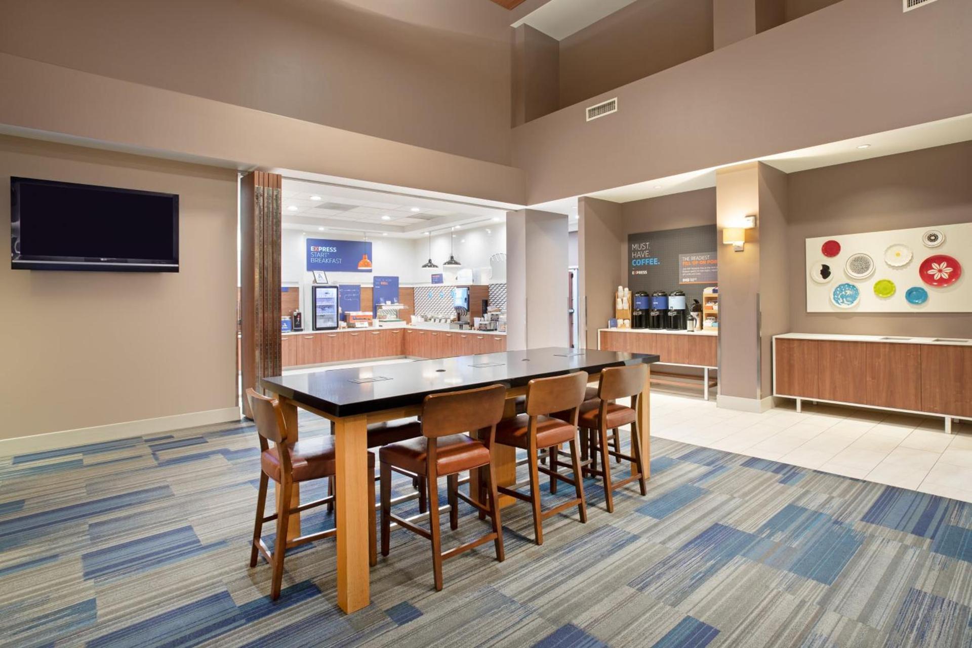 Holiday Inn Express Ontario by IHG photo 10