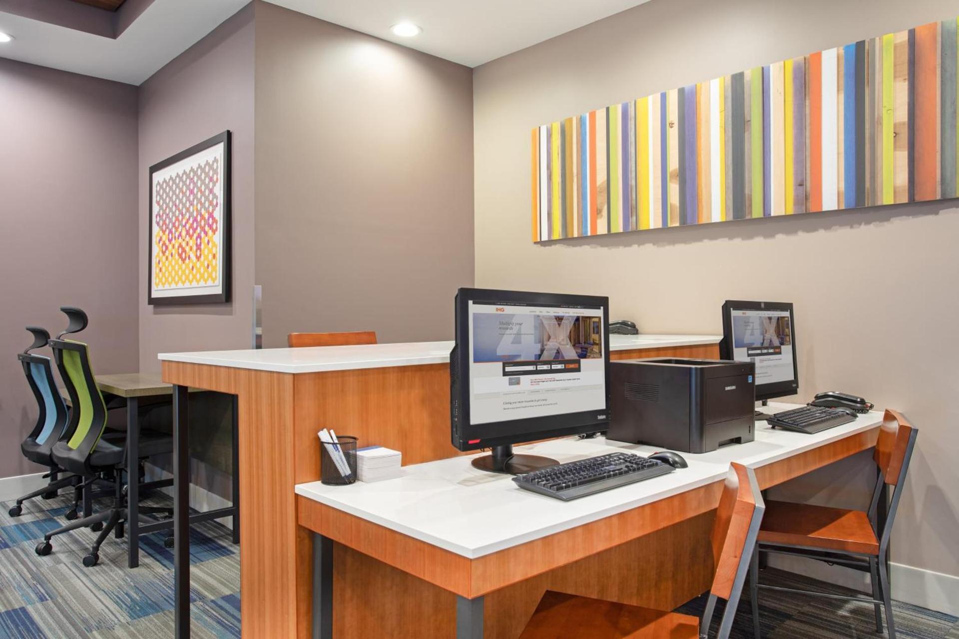 Holiday Inn Express Ontario by IHG photo 17