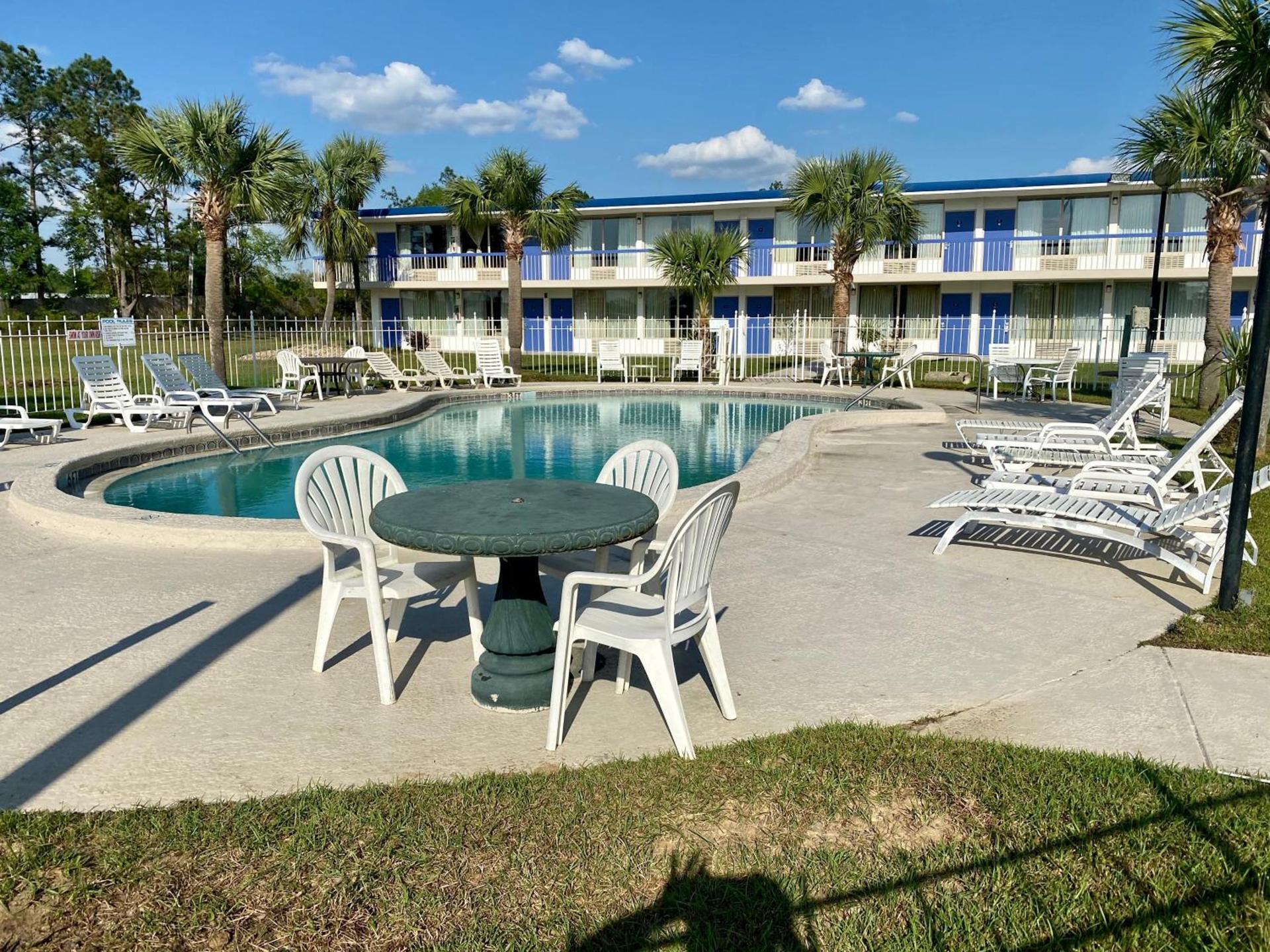Motel 6 Marianna, FL photo 19