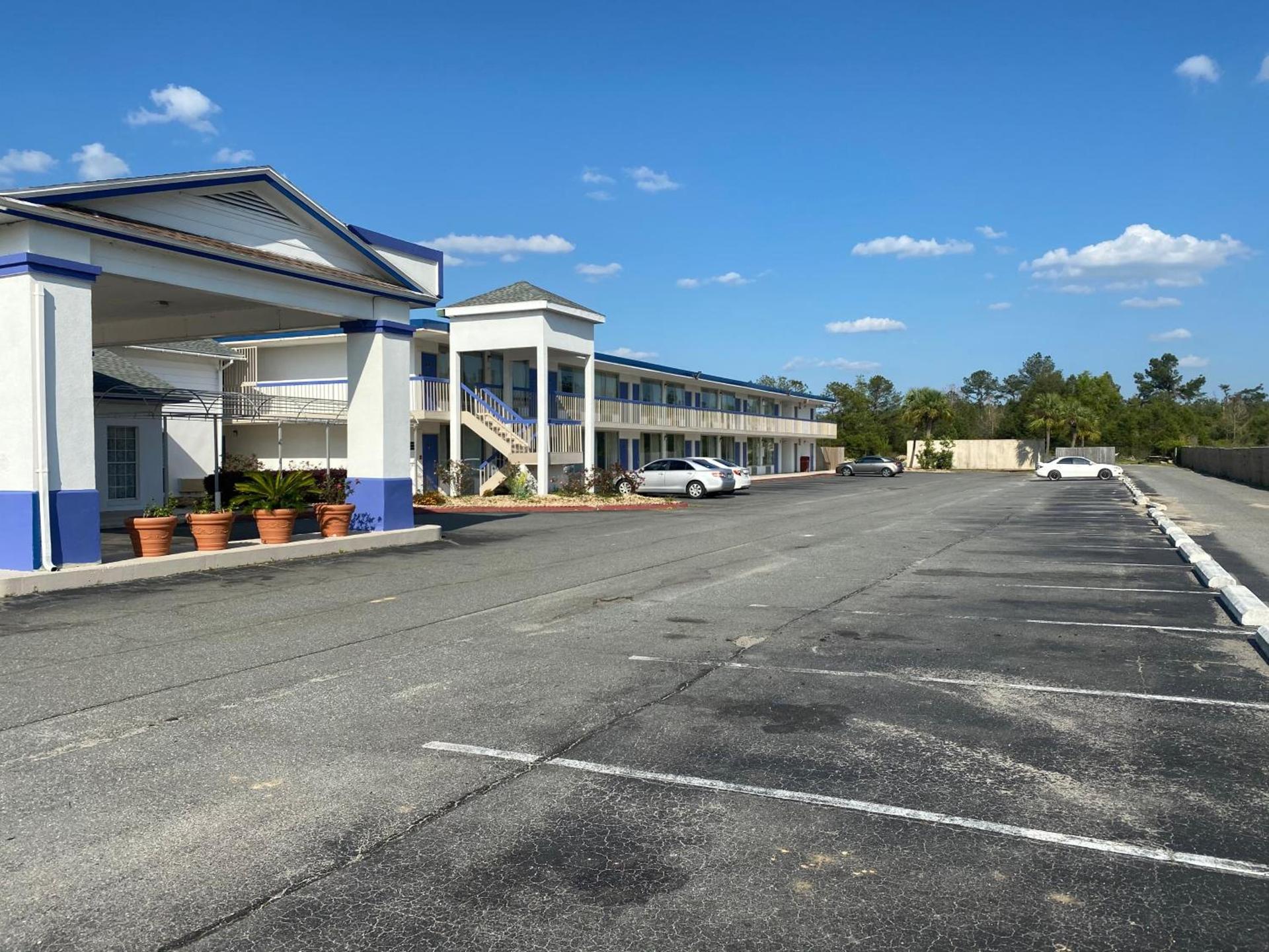 Motel 6 Marianna, FL photo 17