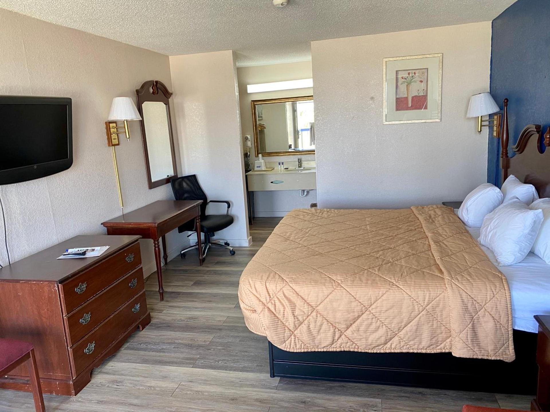 Motel 6 Marianna, FL photo 43
