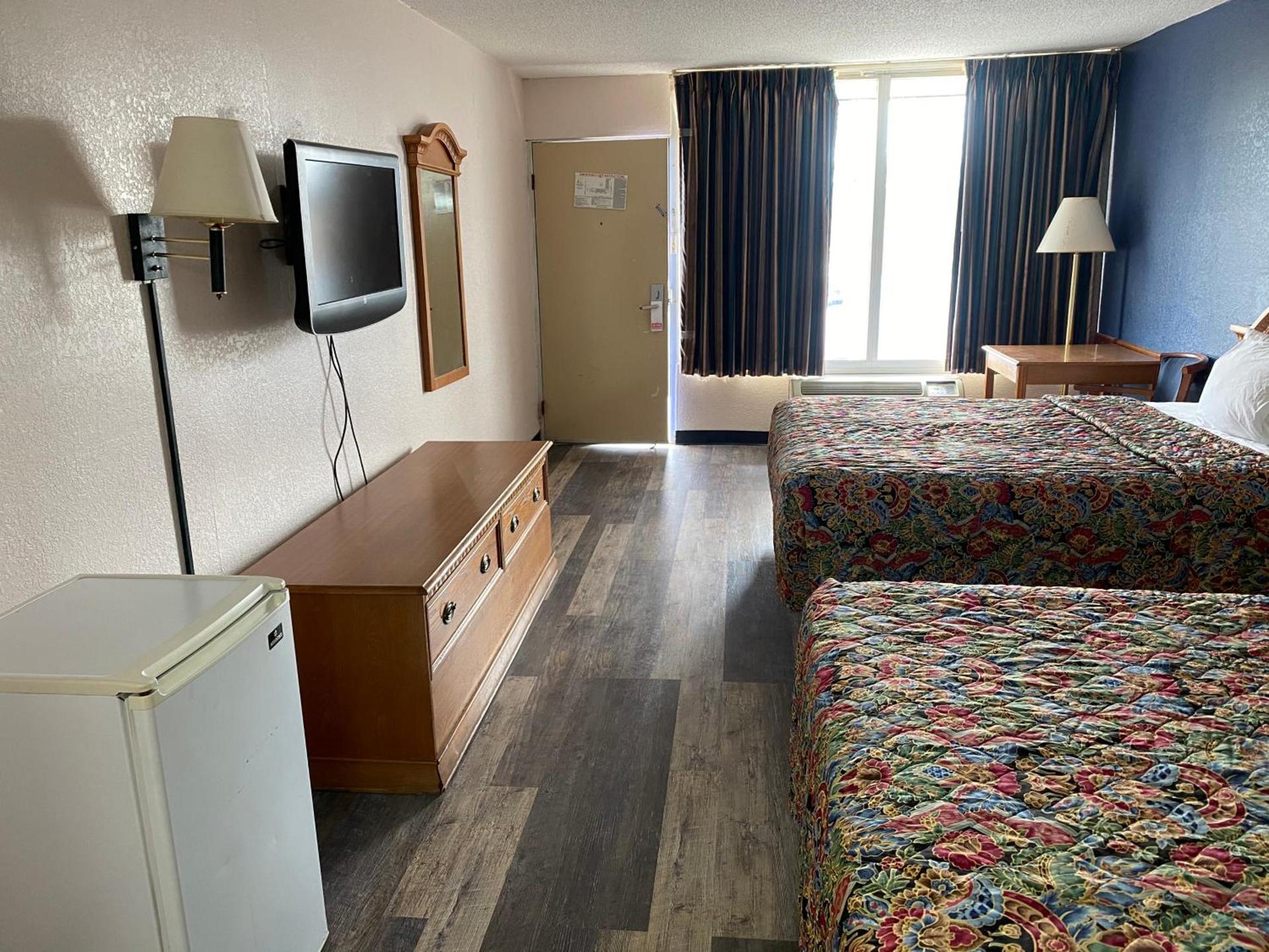 Motel 6 Marianna, FL photo 41