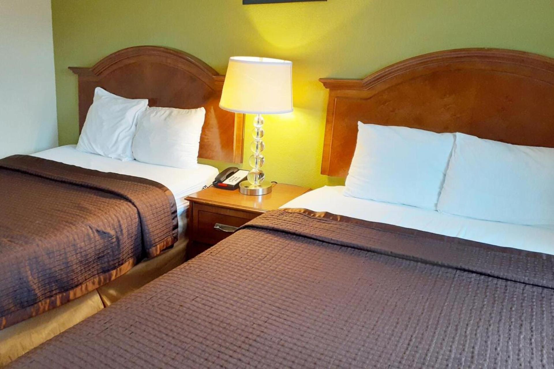 Savannah Garden Hotel photo 32