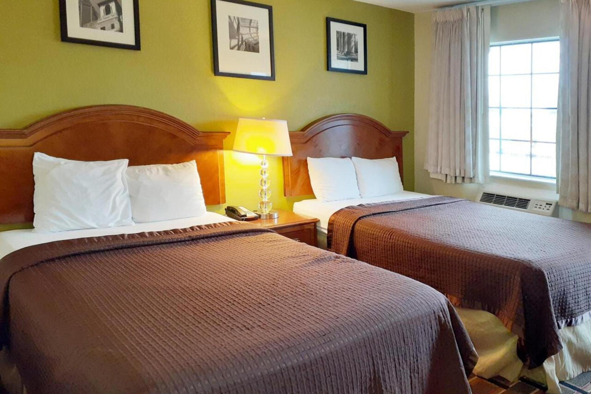 Savannah Garden Hotel photo 33