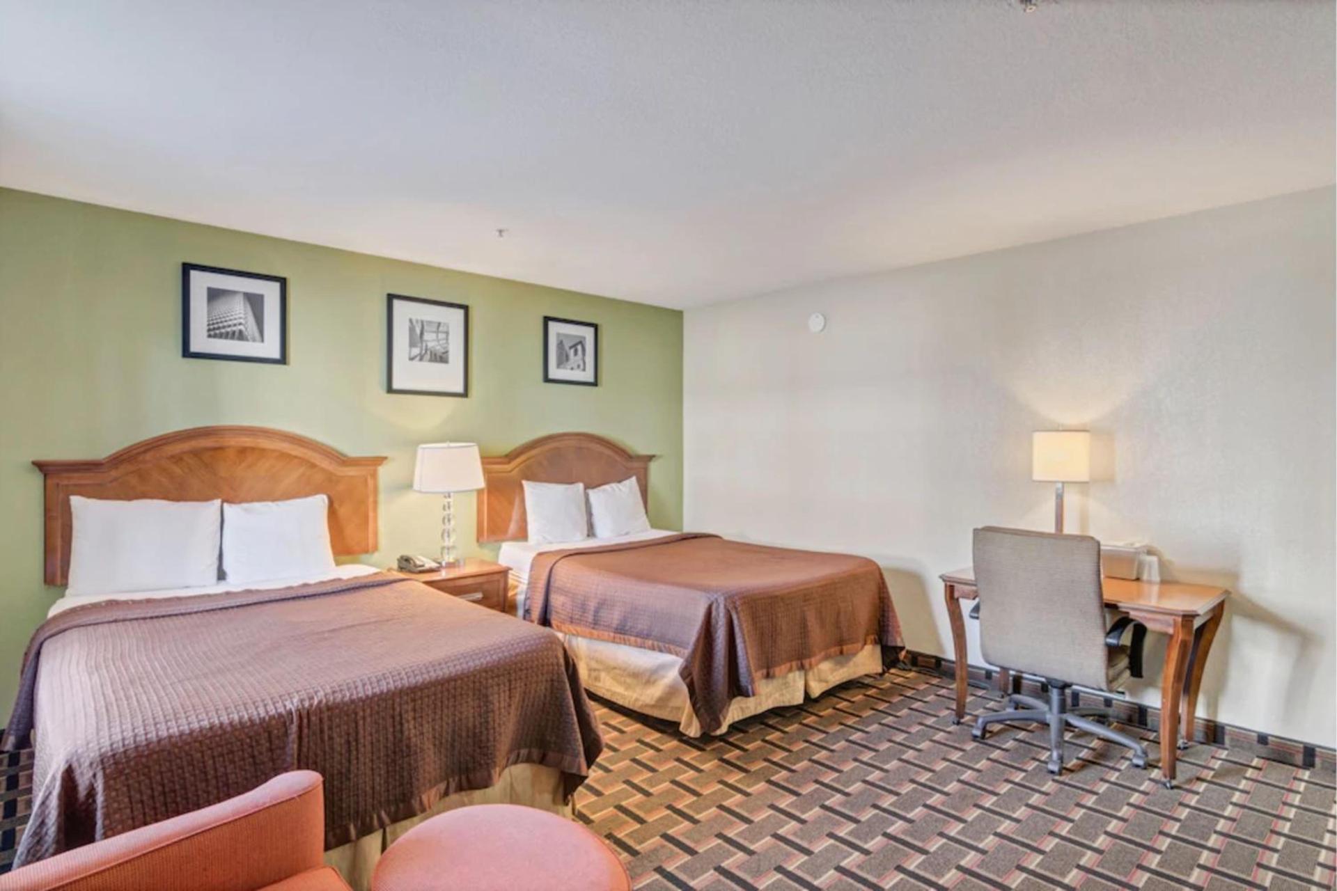 Savannah Garden Hotel photo 18