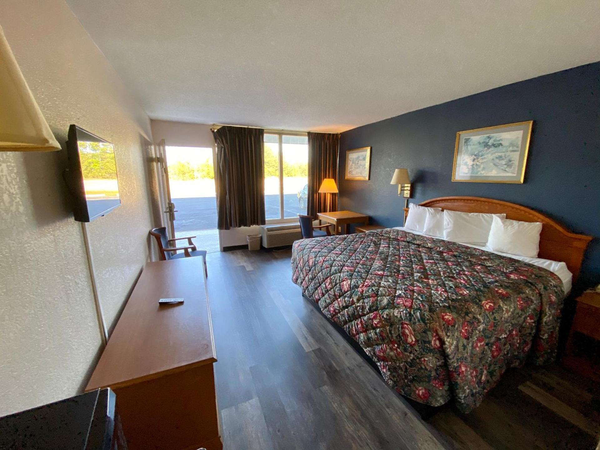 Motel 6 Marianna, FL photo 22