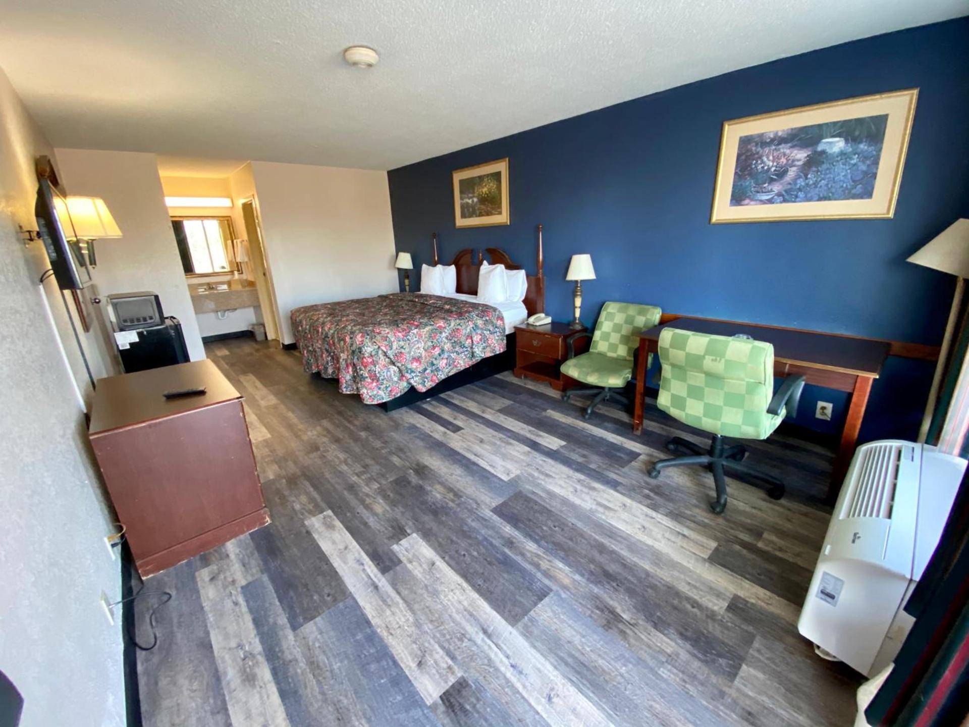 Motel 6 Marianna, FL photo 27