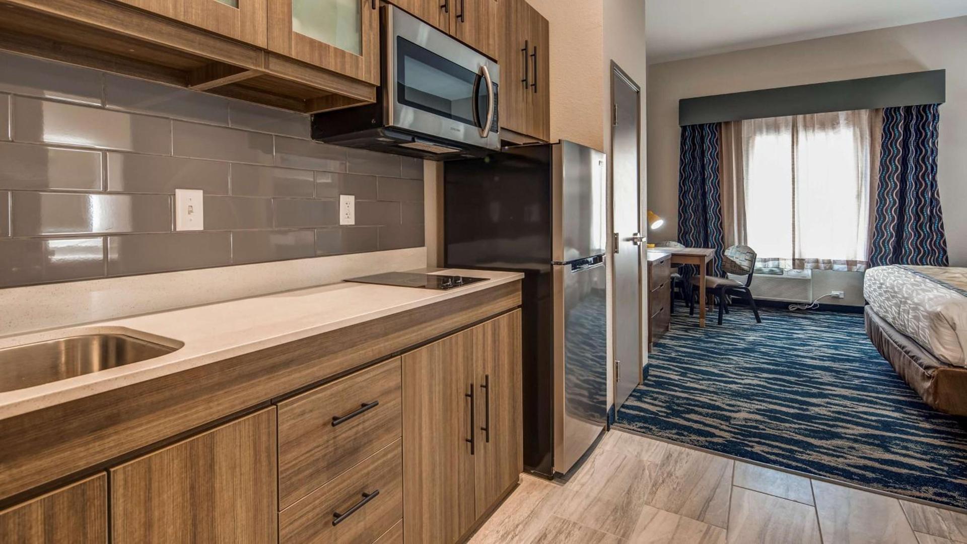 Executive Residency by Best Western Corpus Christi photo 17