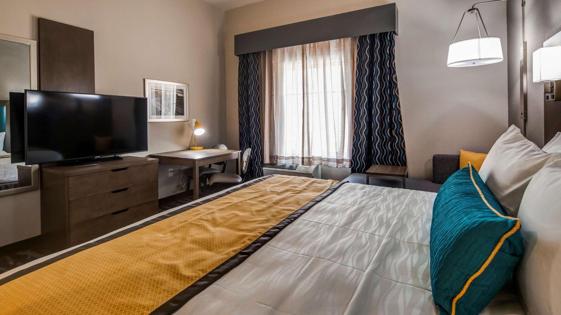 Executive Residency by Best Western Corpus Christi photo 12