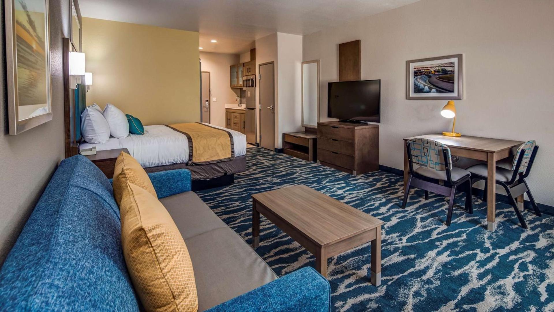 Executive Residency by Best Western Corpus Christi photo 11