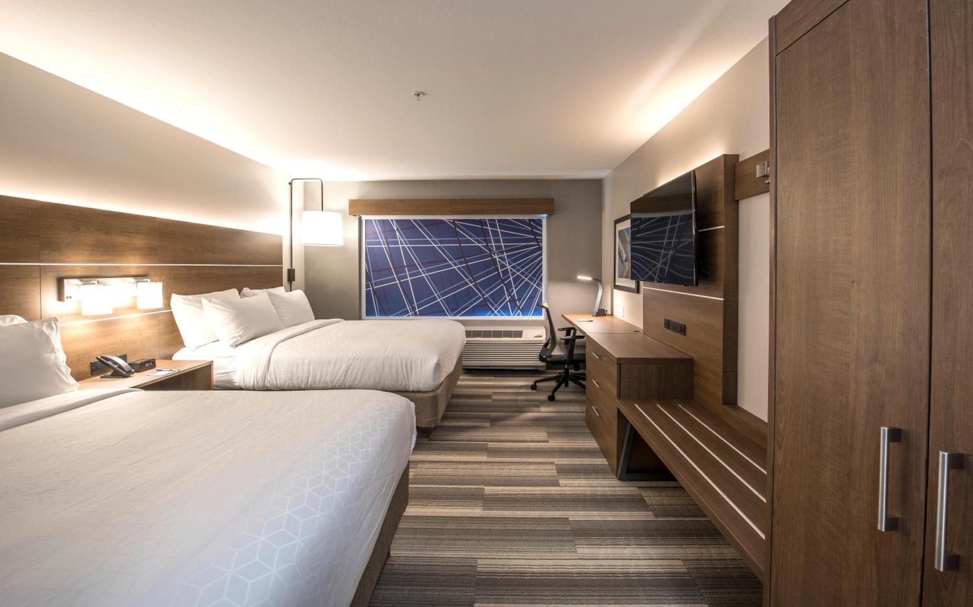 Holiday Inn Express & Suites - Phoenix North - Happy Valley by IHG photo 38