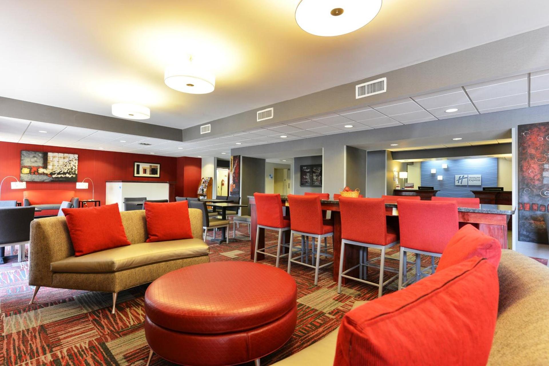 Holiday Inn Express Painted Post by IHG photo 6