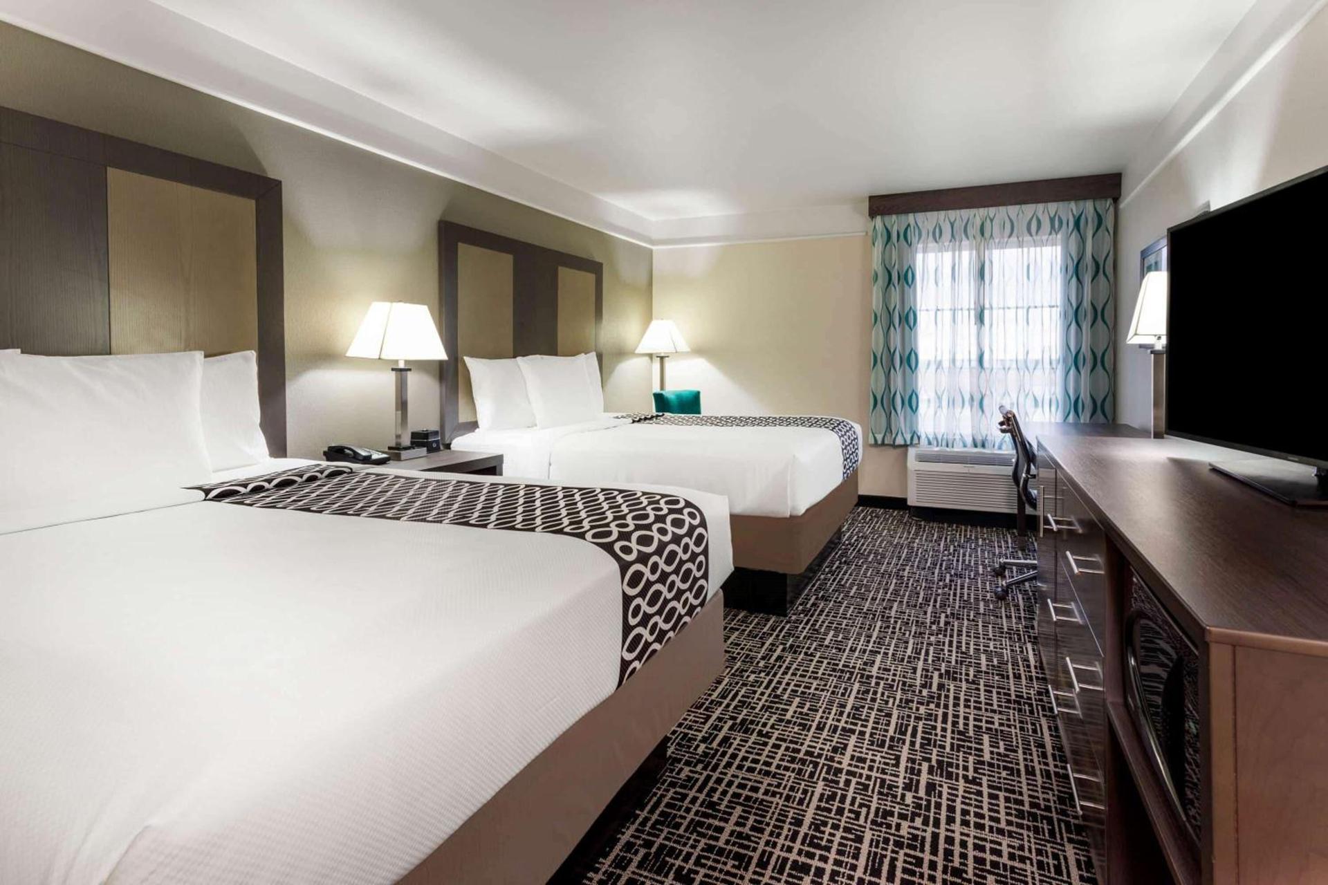 La Quinta by Wyndham Seguin photo 25