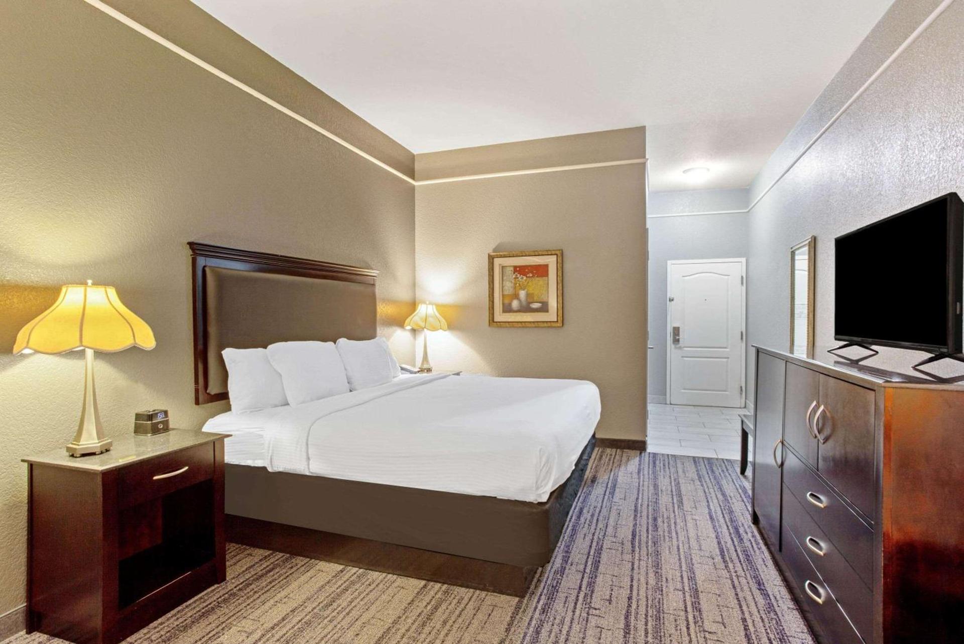 Stay Express Inn & Suites - Mobile, Al photo 16